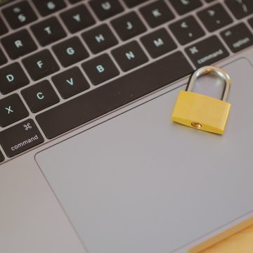 yellow lock on mac computer keyboard vpn services